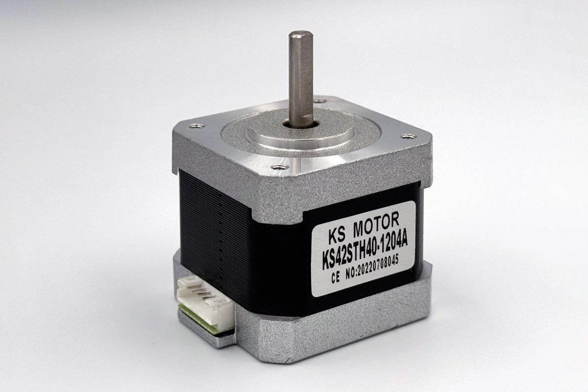 NEMA 17 (шаговый двигатель KS42STH40), 1.2 А