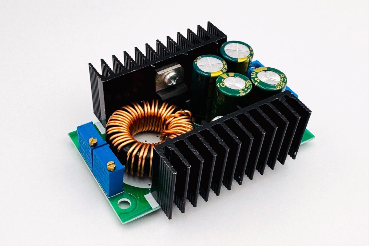 Понижающий DC-DC преобразователь XL4016, 300 Вт, 9 А